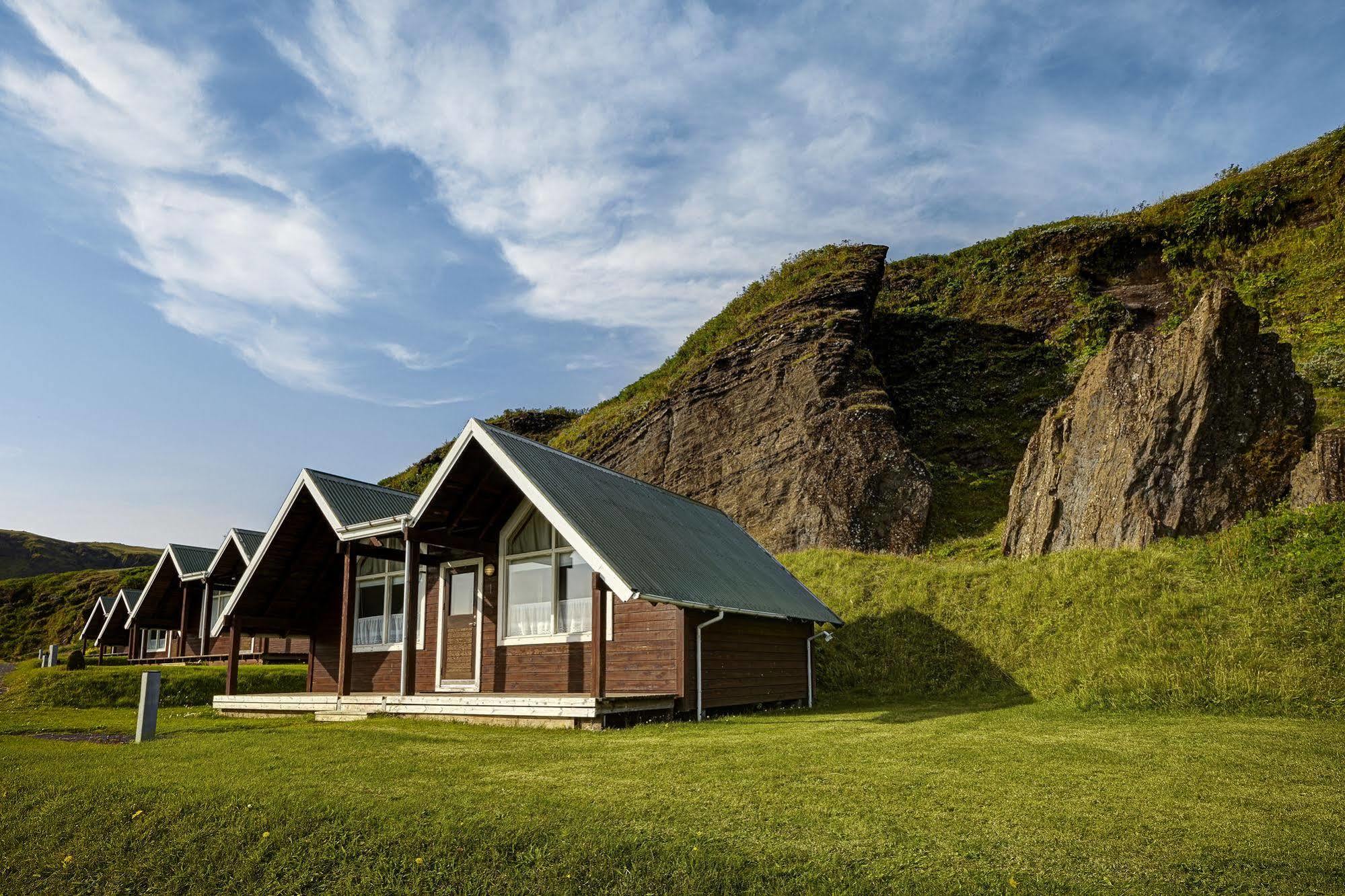 Hotel Edda Vik Cottages Exterior photo